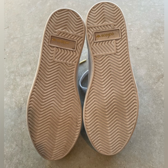 Adidas Originals Sleek Platform Sneakers White Leather Women’s 8.5 EE4726 - Picture 5 of 8